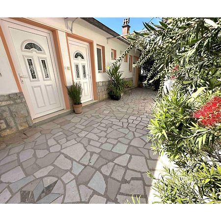 Apartments Okuka تيفات المظهر الخارجي الصورة