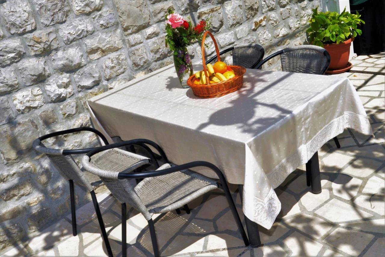 Apartments Okuka تيفات المظهر الخارجي الصورة
